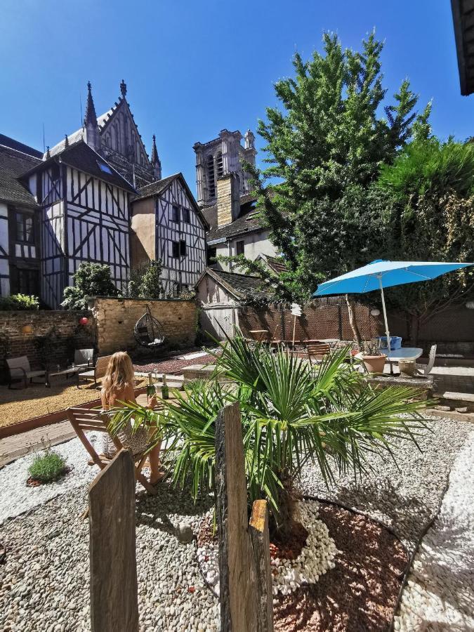 Apartamento Les Cieux de la Cathédrale - Calme - Jardin - Wifi Troyes Exterior foto